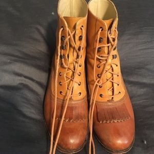 Wolverine 1000 Mile Boots - Women